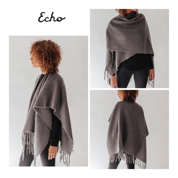 Echo New York Solid Boucle Ruana - Teak - Picture 13 of 16